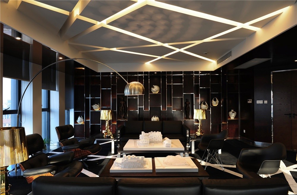 利恩總部辦公大樓室內(nèi)設(shè)計(jì)